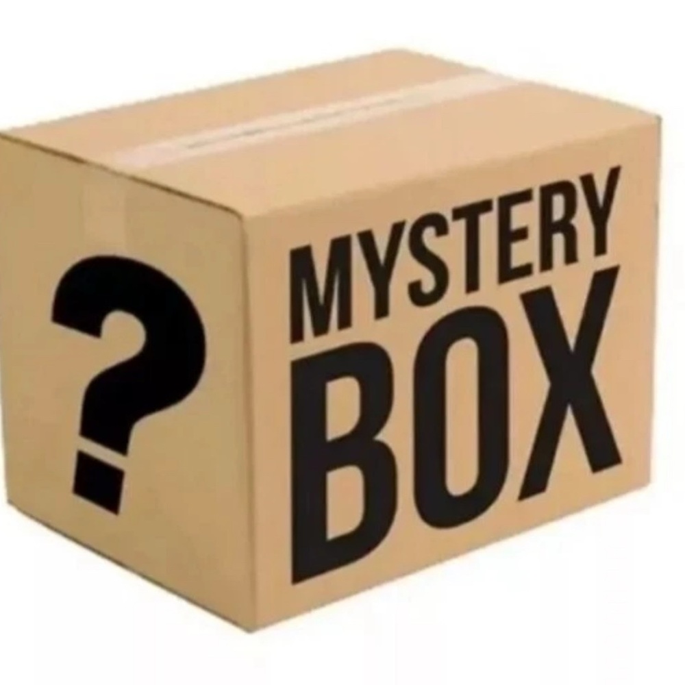 Maternity Clothing Mystery Box - 7 quality pieces!